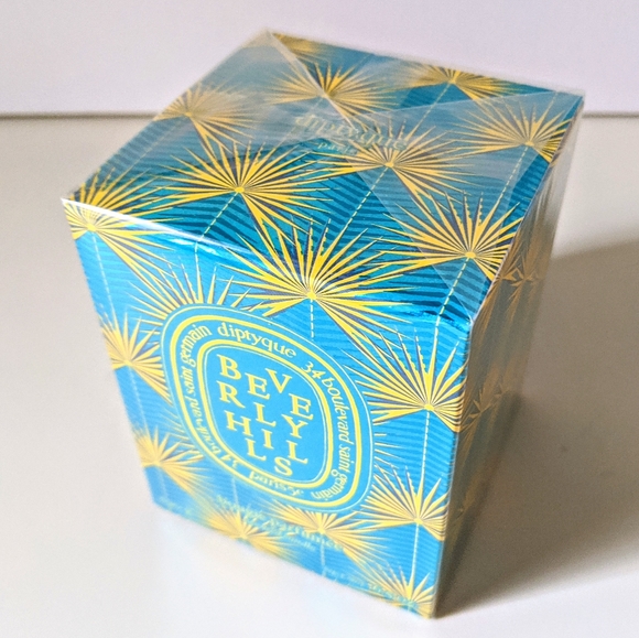 DIPTYQUE Beverly Hills City Candle Limited Edition 190g - Picture 3 of 5